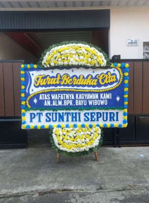Papan Bunga Duka di Sapta Marga