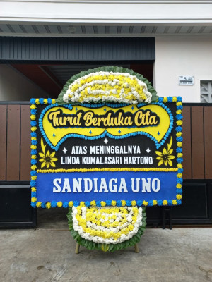 Papan Bunga Duka di Sapta Marga